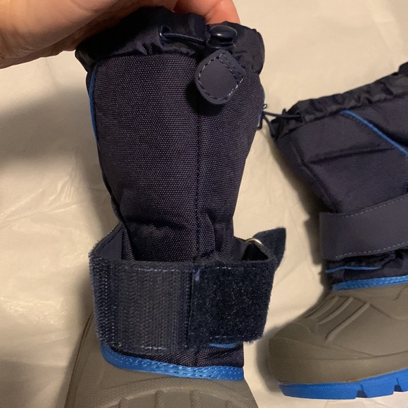 Kids snow boots, “ThermoLite” by Cat & Jack - Picture 3 of 5